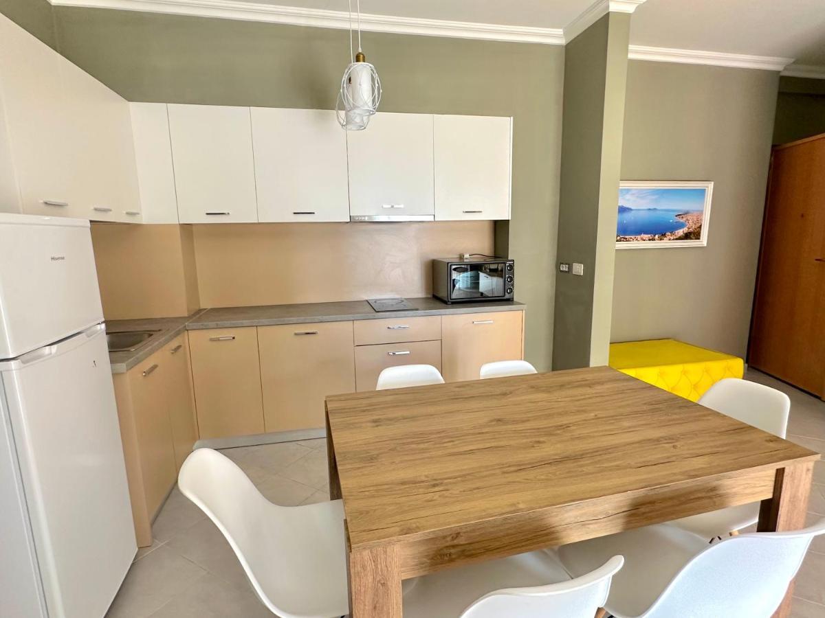 Family Suite Residence Vlora Kültér fotó