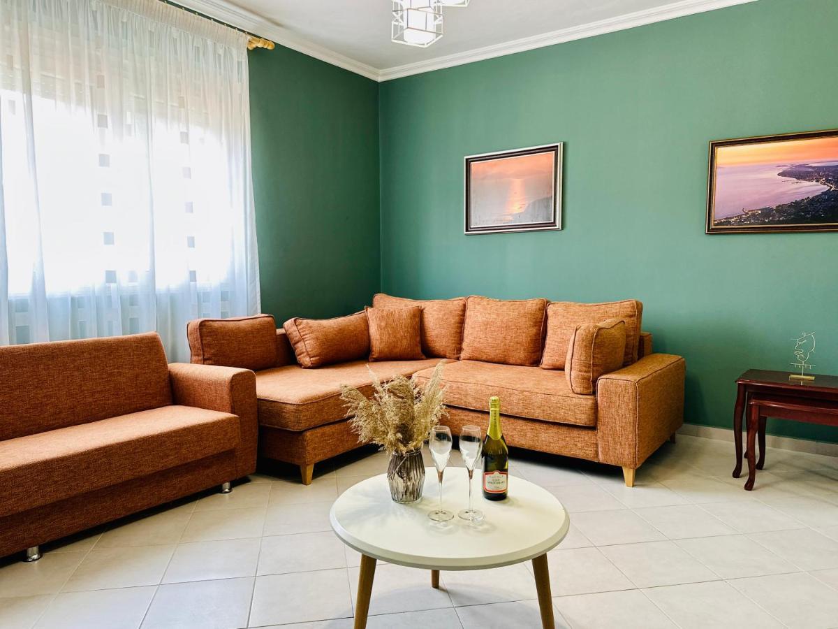 Family Suite Residence Vlora Kültér fotó